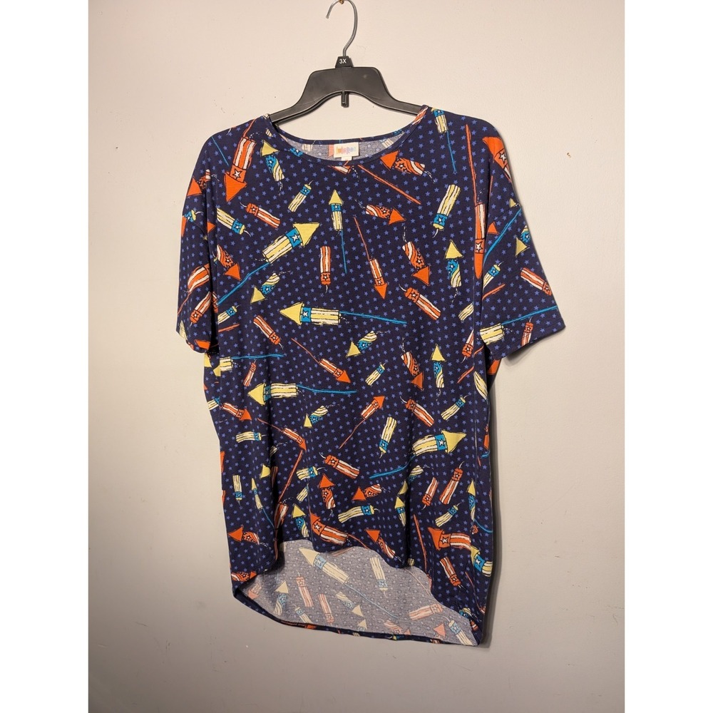 LuLaRoe Irma Top M Fireworks American Flag Short Sleeve High-Low Tunic